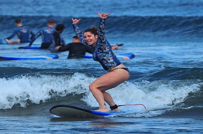 HOT PROMO. Private Surf Lessons (1 Coach/1 Guest) - Meeting point at the Pullman hotel: how to not lose time on the beach