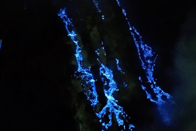 Ijen Crater Tour From Bali 1 Day - Getting There Overnight: Pickup, Ferry, and Banyuwangi Timing