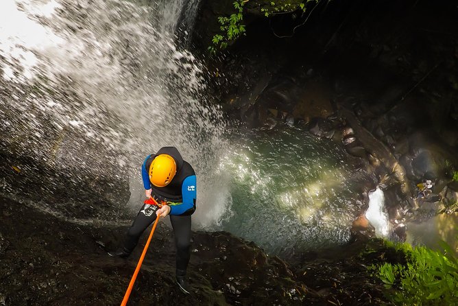 Intermediate canyoning tour in Bali " Maboya Canyon " - Door-to-door logistics from Ubud and across Bali