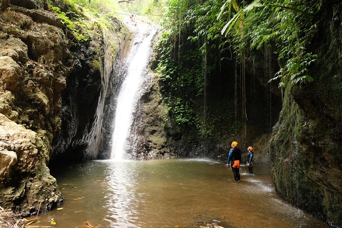 Intermediate canyoning tour in Bali " Maboya Canyon " - Inside the canyon: slides, jumps, and controlled rappels