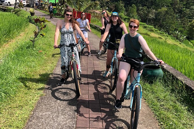 Jatiluwih E-bikes Tour Cycling Group - Pura Luhur Besi Kalung: the Iron Necklace Temple stop