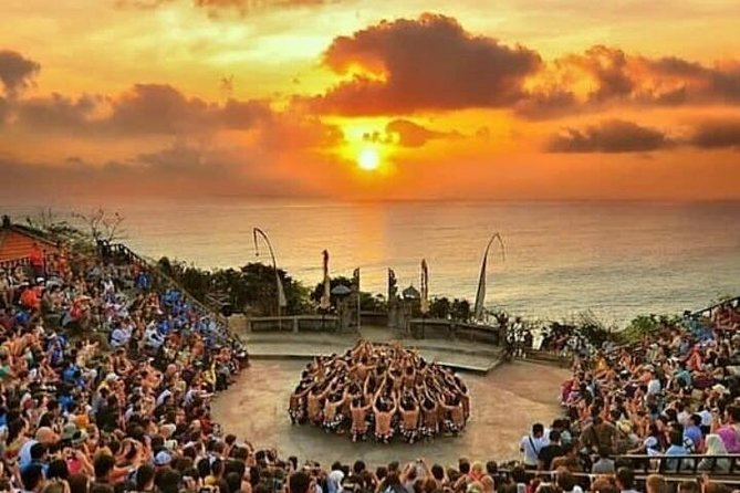 Kecak fire dance and uluwatu temple tour - free wifi - Price and value: $28 plus two entrance tickets