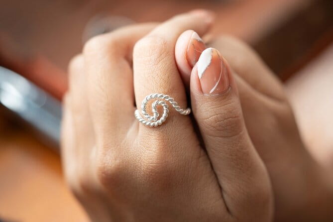 Kuta Bali Silver Jewelry Making Class Near Kuta Beach - The hands-on silversmith workflow: from melt to polish