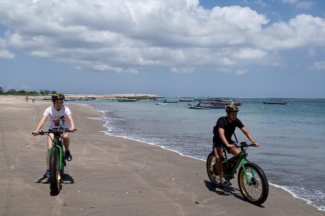 Kuta Beach eBike Private Tour - Getting comfortable on EZYRIDERS e-bikes before Kuta traffic