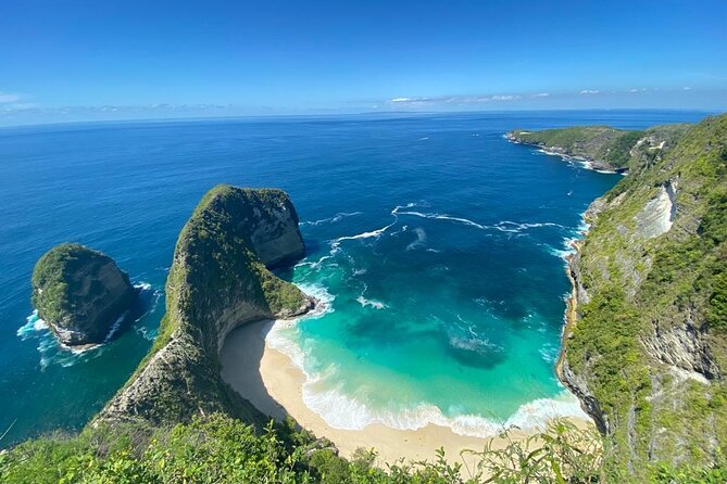 Legendary Scenic Spots Of Nusa Penida Private Guided Day Tour - Getting There: Fast Boat to Penida and A/C Car Comfort