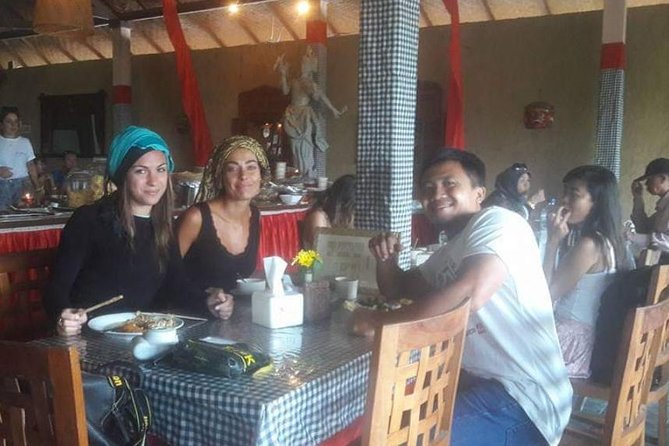Magic Of Ubud Temple Swing And Waterfall Private Guided Tour - Tampaksiring: Tea, Welcome Drinks, and Village Calm