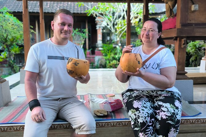 Magical Village Tour & Private Dinner with Fireflies in Bali - The evening flow: home visit, Balinese dinner, then the rice-field walk