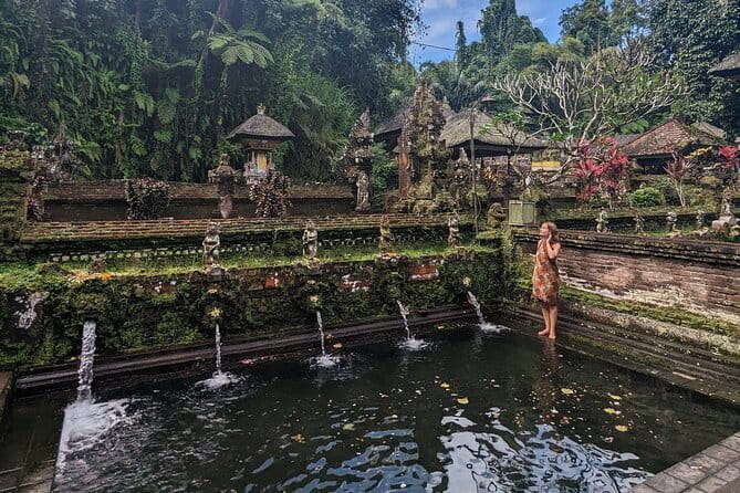 Melukat Ceremony and Temple Tour at Gunung Kawi Sebatu Temple - Meeting Point in Sebatu and How the Tour Runs