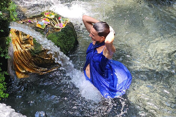 Melukat Purification Ceremony at Mengening Temple - Dress code and what to pack so you don’t lose time