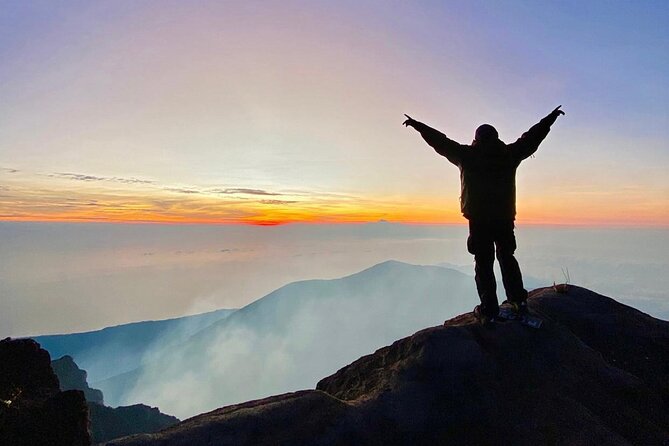Mount Agung Sunrise Trekking Tour - Temple moments on the route: Besakih and Pasar Agung before the summit