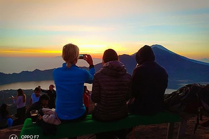 Mount Batur Guide and Natural Hot Spring - Summit Breakfast and Sunrise Views: The Payoff Moment