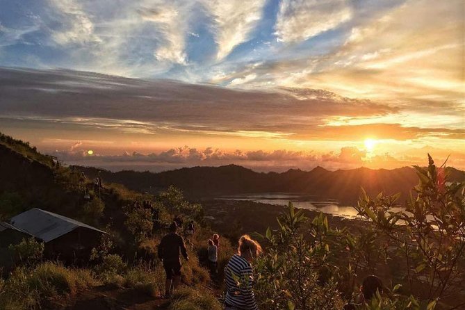 Mount Batur Guide and Natural Hot Spring - Getting to the Trail: Early Pickup and the Pre-Dawn Drive