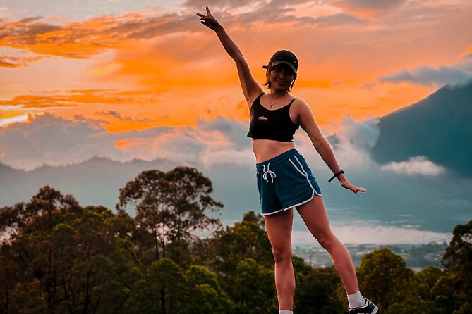 Mount Batur Jeep Sunrise and Natural Hot Spring Tour - Getting Up at 2am: Pickup, Small Groups, and the Ride to Batur