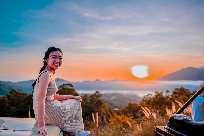 Mount Batur Jeep Tour With Sunrise - Kayupadi sunrise views from a custom-built jeep