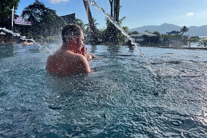 Mount Batur Sunrise Jeep Tour and Hot Spring - The Sunrise Waiting Game: Breakfast, Hot Drinks, and Photo Help