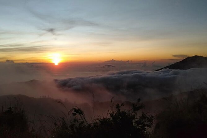 Mount Batur Sunrise Sharing Hike With Breakfast - Mount Batur Sunrise: why the early start is the whole point