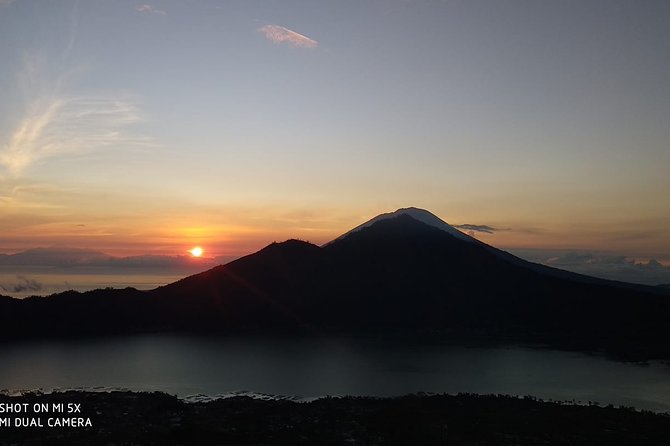Mount Batur Sunrise Trek with Natural Hot Spring - All Inclusive - What $75 buys you: the value math for an early, guided day