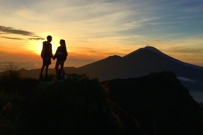 Mount Batur Sunrise Trekking With Local Guide - From Ubud pickup to Toya Bungkah: the calm before the climb