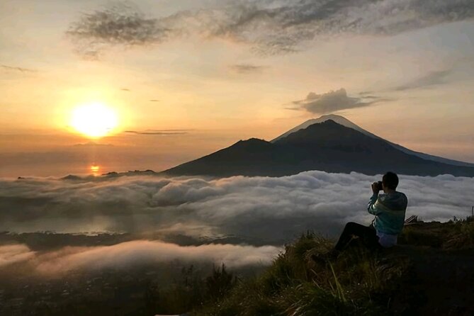 Mount Batur Sunrise Trekking with Natural Hot Spring - The hike to the summit crater: pace, timing, and effort
