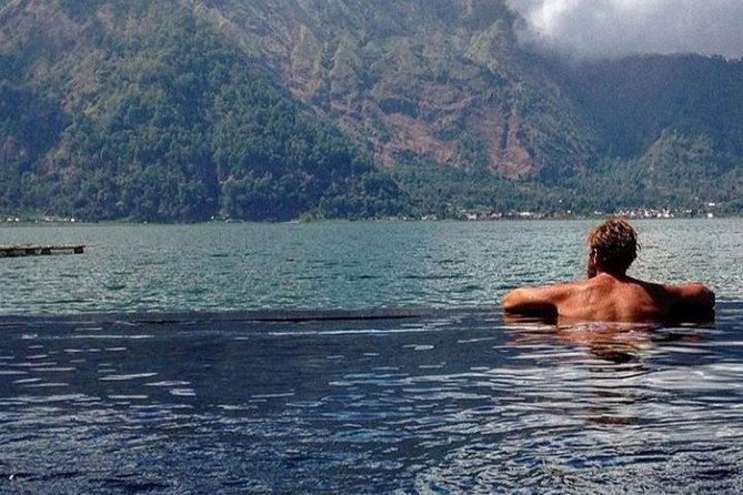 Mount Batur Sunrise Trekking with Natural Hot Springs - Sunrise on the Crater Rim: Why the Timing Matters