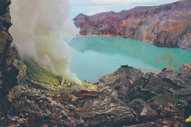 Mount Ijen Crater Trekking Tour from Bali - Blue Flames and Sulfur Work: What Makes Mt Ijen Special