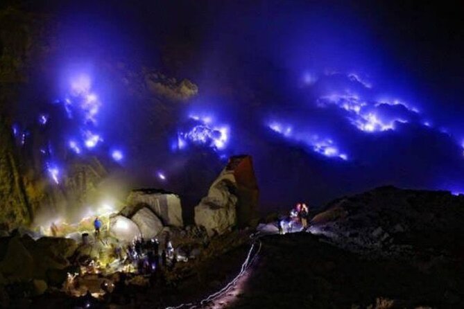 Mount Ijen Volcanic Crater Overnight Trip from Bali - Munduk Rice Terraces: Short Stop, Real Highlands Feel