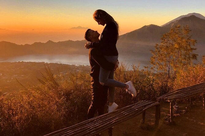 Mt. Batur : All-Inclusive Sunrise Trekking & Swing Ticket - Mt. Batur to Tegalalang: switching from volcano drama to green geometry