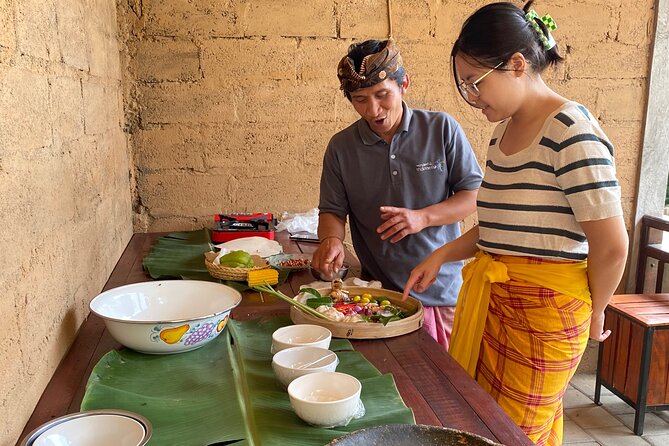 Munduk:authentic local Home cooking class - Rural Munduk Starts With a Real Kitchen