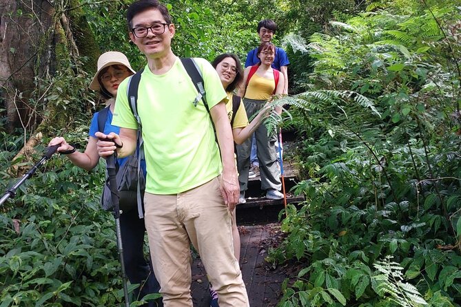 Munduk Twin Lake Jungle Trek with Sacred Forest Temples&Canoeing - Canoeing Lake Tamblingan: wooden canoe, slow water, big views