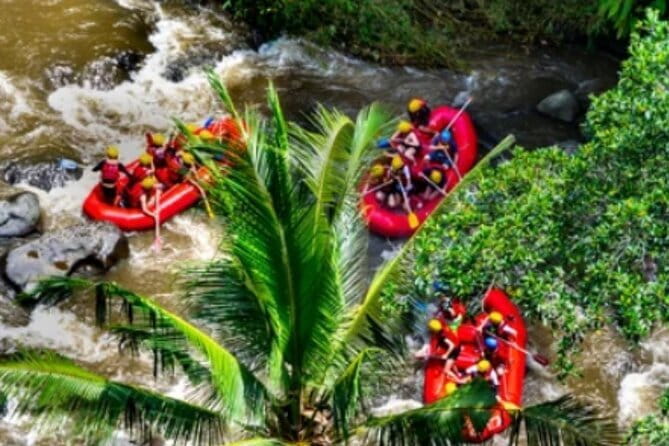 Munduk Twin lake Trekking, Ulun Danu Beratan & Hidden Waterfall - Tamblingan Lake trekking and optional canoeing: jungle time for active spirits