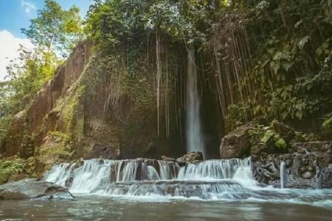 Munduk Twin lake Trekking, Ulun Danu Beratan & Hidden Waterfall - Should you book Munduk Twin Lakes, Ulun Danu Beratan, and Banyumala?
