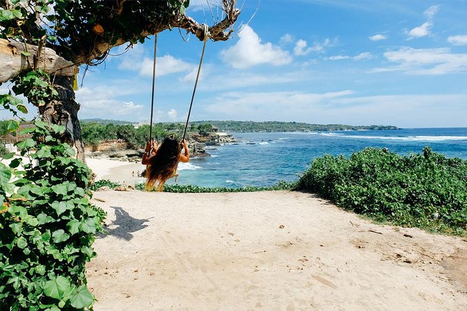 Nusa Lembongan Instagram Tour: The Most Famous Spots (Private & All-Inclusive) - Dream Beach: white sand and that south-coast calm