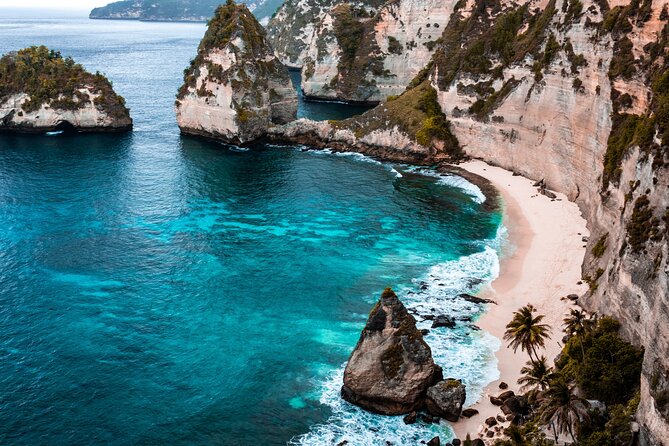 Nusa Penida 2 Day 1 Nights Guided Private Bali Tour - Where to stay for night 1: choose your base wisely