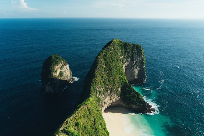 Nusa Penida Instagram Tour: The Most Iconic Spots (Private & All-Inclusive) - Getting to Nusa Penida: speedboat mornings and hotel pickup