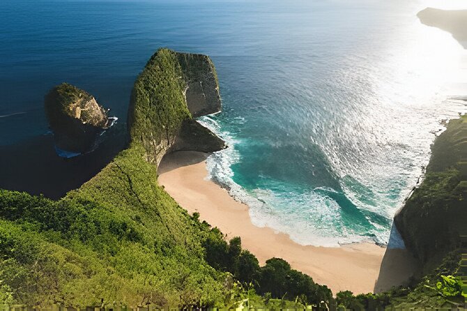 Nusa Penida Island Beach Tour - Departure From Bali Island - Kelingking Beach: the famous viewpoint where timing pays off