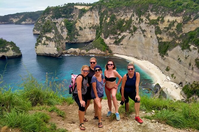 Nusa Penida Island Beach Tours Private All Inclusive - Sampalan Beach: a calmer start before the big cliffs