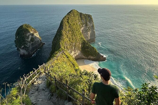 Nusa Penida Island, Instagram Tour & Private Car Service - How the “private car” actually works on a day like this