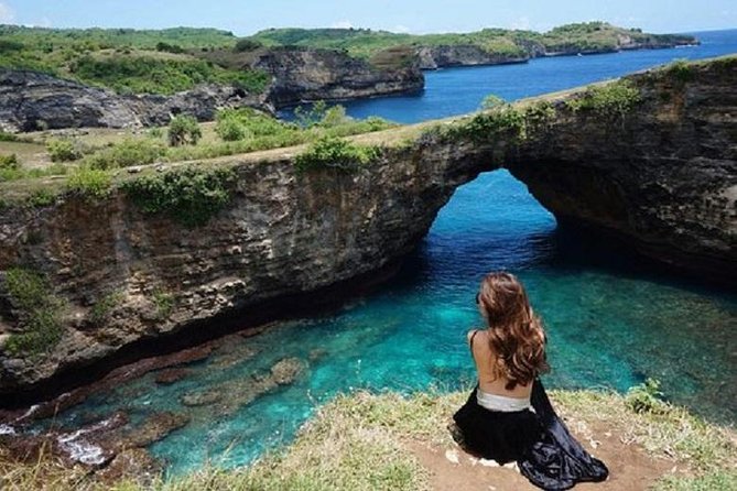 Nusa Penida One Day Trip with All-inclusive - Broken Beach (Pasih Uug): The Cliff Hole Photo Stop