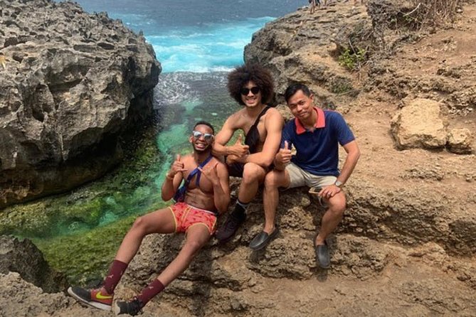 Nusa Penida Private Car Charter - The Photo Help Isn’t Just Nice—It Changes the Day