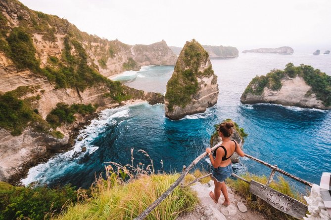 Nusa Penida Tembeling Natural Pool Tour (Private & All-Inclusive) - Goa Giri Putri Temple: cave temple stop with cultural weight