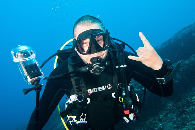 Nusa Penida Three Dives Trip for Certified Divers - First stop: Manta Point and the real odds of manta rays