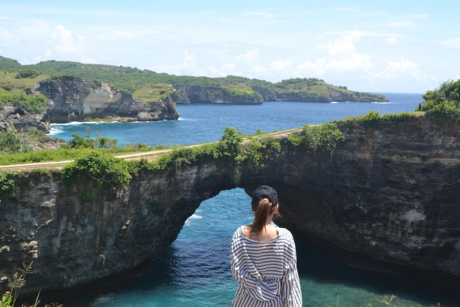 Nusa Penida Tours All Inclusive - Crystal Bay: white sand, swimming, and semi snorkeling time