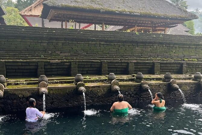 One Day Jatiluwih UNESCO, Ulun Danu Beratan, Banyumala Waterfall - Ulun Danu Beratan Temple: lakeside views and a sacred setting