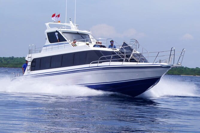 One-way Ticket Fast Boat from Sanur Bali or Nusa Lembongan - The short crossing: what 30 minutes at sea really means