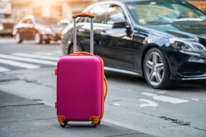 Private Bali Hotel Transfer: Hotel to Hotel - Meet-and-greet at the lobby, plus luggage help that actually counts