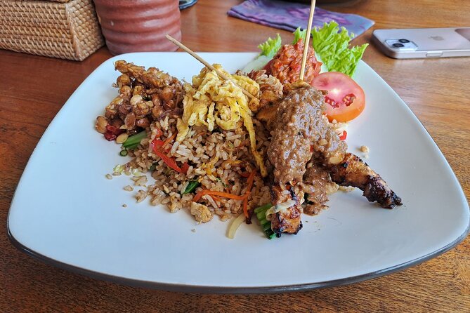 Private Balinese Cooking Class in Ubud at Santika's Home - Price and value: $68 per person with transport and a full meal