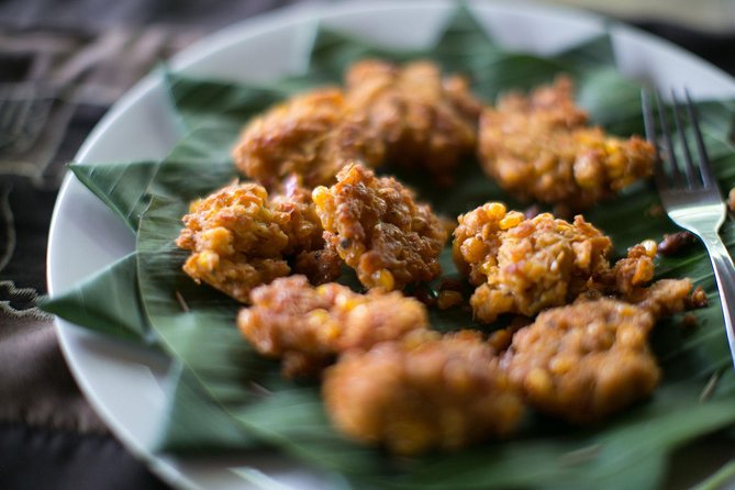 PRIVATE Balinese Cooking Class in Ubud with Dewa with Transfers - Private vs group: who will like the setup best