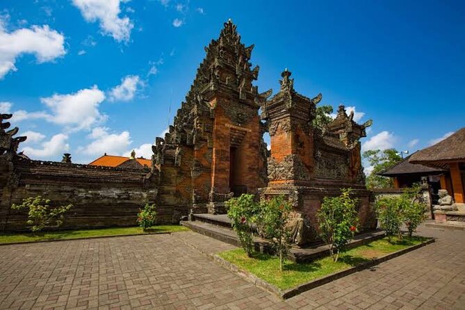 Private Day Tour To Waterfalls And Ubud Sightseeing - A Private Ubud Day Built Around Waterfalls and Everyday Culture