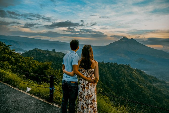Private Full-Day Bali Sightseeing Tour with Pickup and Lunch - Price and logistics: what you’re really paying for