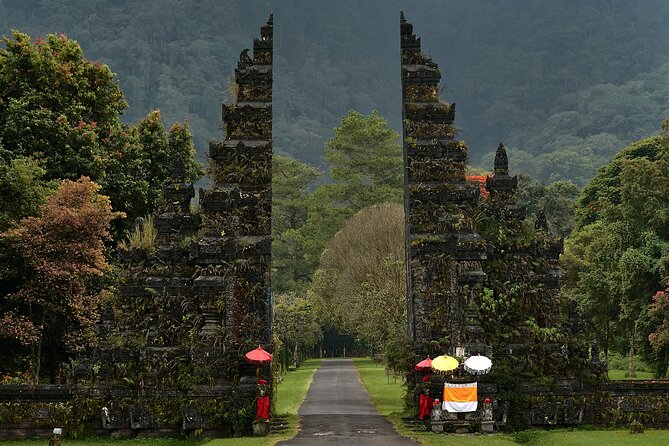 Private Full-Day Handara, Ulun Danu, Jatiluwih and Tanah Lot Tour - Ulun Danu Bratan Temple: Temple on the Lake, Not Just a Photo Pose